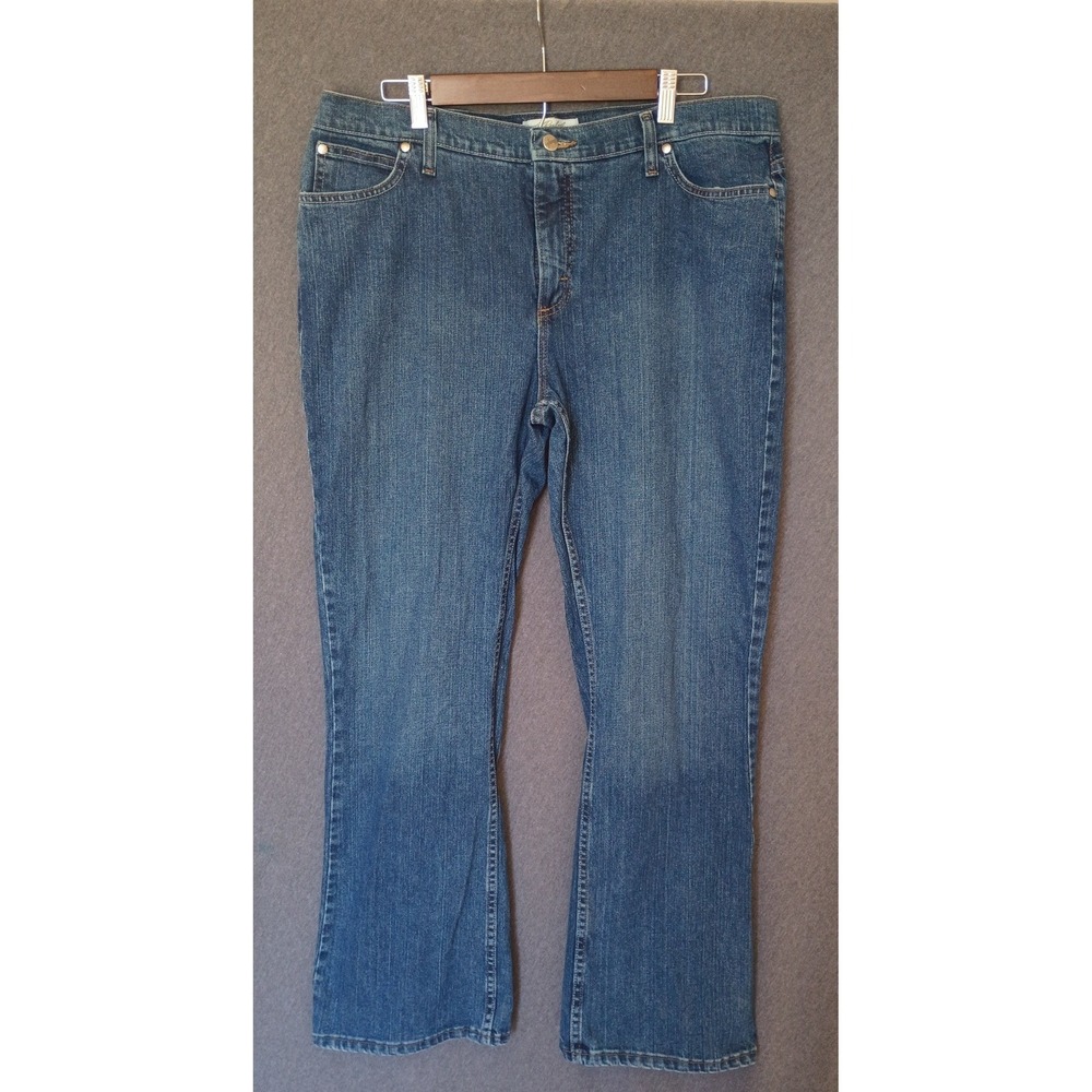 Wrangler As Real As It Gets Bootcut Jeans Medium Wash Blue Denim 16x32 High Rise